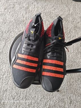 Adidas Basketball Trae Young 2 Men's Black Red Sneakers Size 11